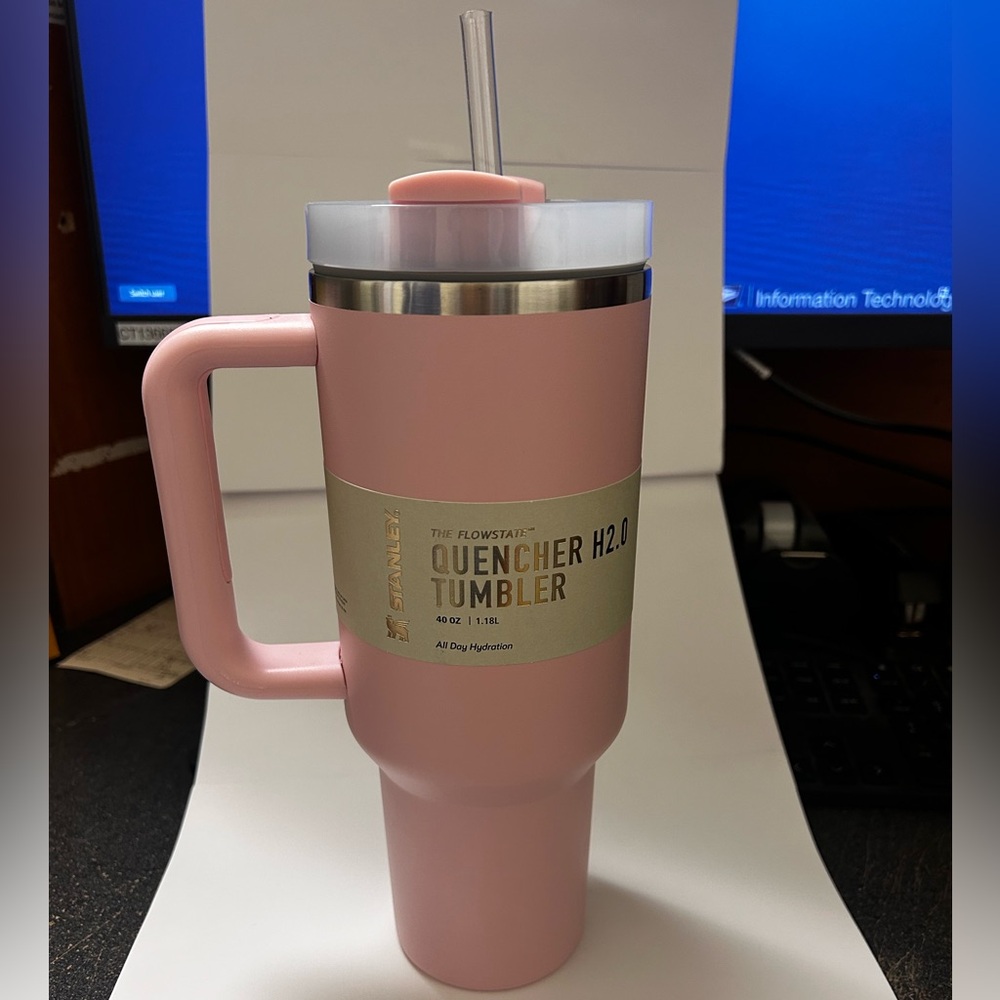‼️NEW‼️ Stanley Pink Quencher H2.0 Tumbler